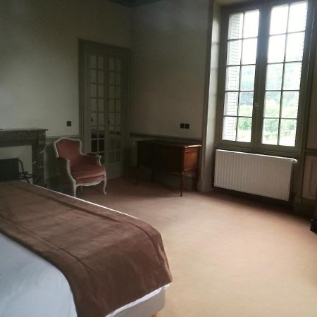 Bed and Breakfast Chateau Sallandrouze Обюссон Экстерьер фото